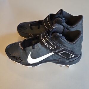Nike Trout Black Baseball Cleats